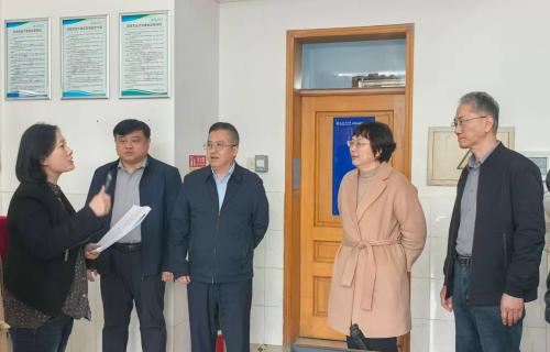 孙庆杰副校长深入实验室开展安全检查督查